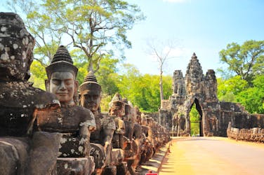 Descubrimiento privado de tres días de los templos camboyanos al amanecer